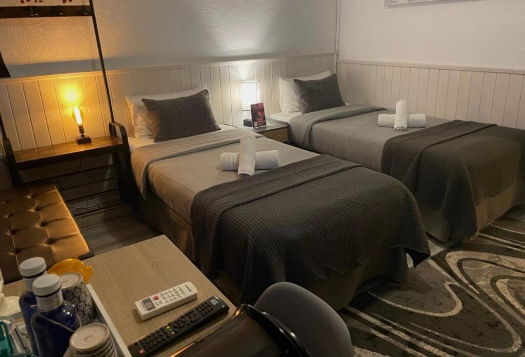 Contactar Hotel en Granada